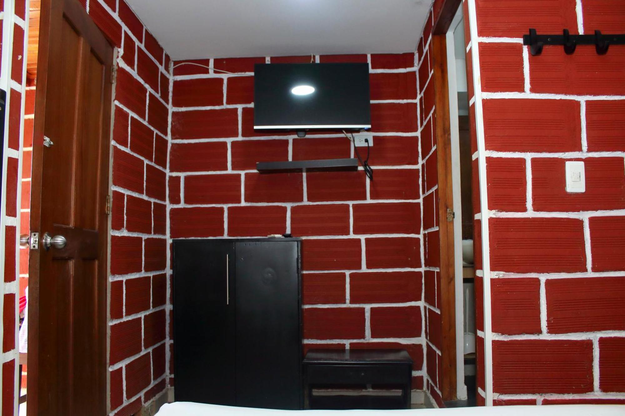 Albergue La Guaca (adults Only)